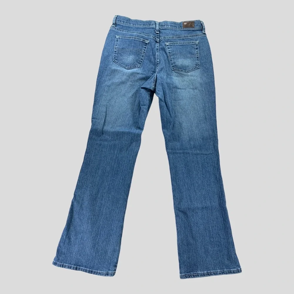 Lee Jeans Womens 12M (33x32)‎ Relaxed Bootcut Stretch Medium Wash Denim